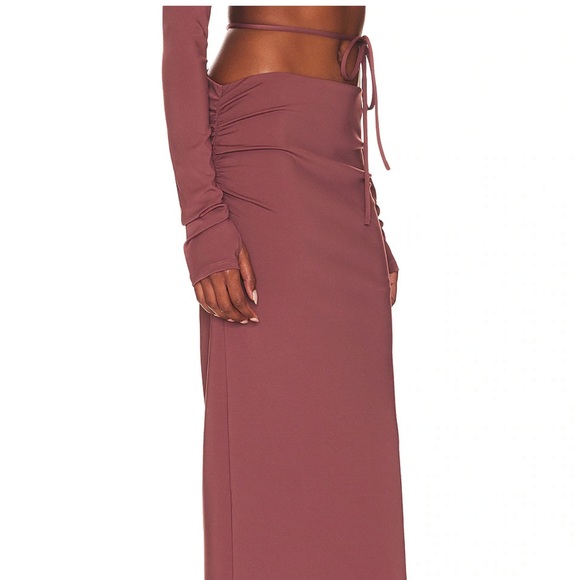 mocha maxi skirt & long sleeve top - Picture 3 of 4